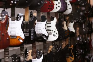 福井市でギター買取を考えるときに先に見たい相場・査定・売り方